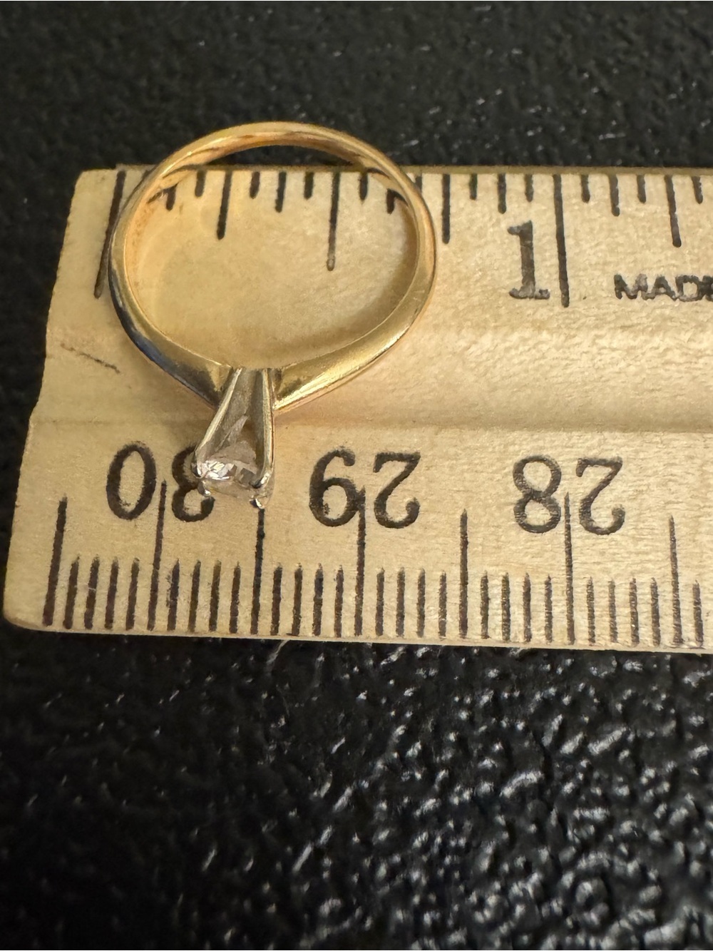 Zale’s 14kt (0969) Gold 0.15 ct Round Natural Diamond Ring - Picture 2 of 7